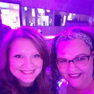 Meet your Posher, Stacy